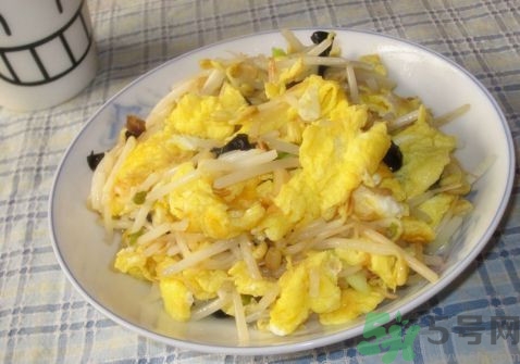 豆芽和雞蛋能一起吃嗎?豆芽吃雞蛋的做法 豆芽和雞蛋能一起吃嗎?豆芽吃雞蛋的做法