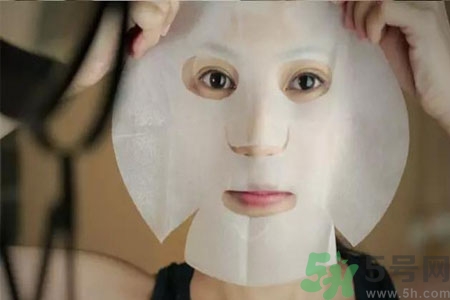 敷完面膜需要洗臉嗎？敷完面膜必須需要洗臉嗎？