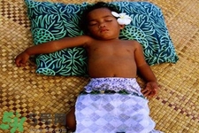 寶寶睡涼席好嗎嗎？寶寶睡涼席好不好？