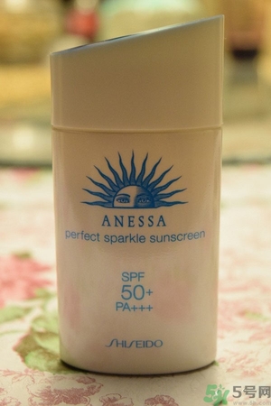 安耐曬和碧柔哪個(gè)好？安耐曬防曬霜和碧柔防曬霜哪個(gè)好？