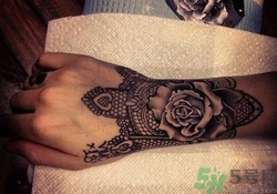 夏天紋身好嗎？哪個季節(jié)紋身比較好？