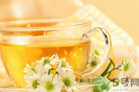 用菊花可以去黑眼圈嗎？用菊花有效去除黑眼圈的步驟？