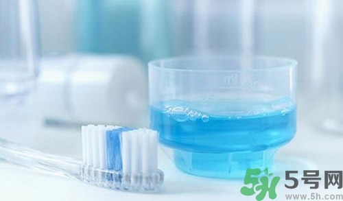漱口水怎么用才正確?漱口水的正確使用方法 漱口水怎么用才正確?漱口水的正確使用方法
