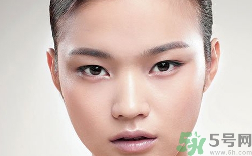 天熱起痘痘怎么回事?天熱長痘痘怎么辦 天熱起痘痘怎么回事?天熱長痘痘怎么辦