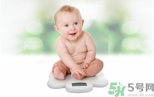 寶寶吃紙是怎么回事？寶寶吃紙?jiān)趺崔k？