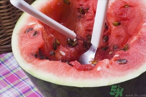 立秋為什么要吃西瓜？立秋吃羊肉好嗎？