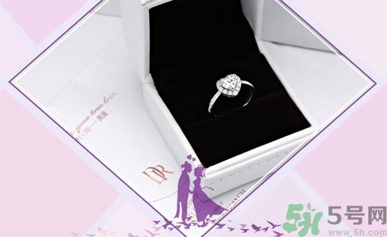 七夕女朋友不在身邊怎么辦？七夕女朋友不在身邊送什么禮物？