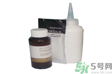 染發(fā)劑弄手上怎么辦？ 洗染發(fā)劑弄衣服上如何處理？