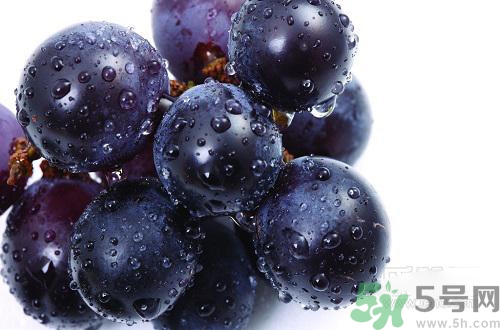 葡萄不能和什么一起吃？葡萄的食用禁忌