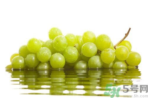 葡萄不能和什么一起吃？葡萄的食用禁忌