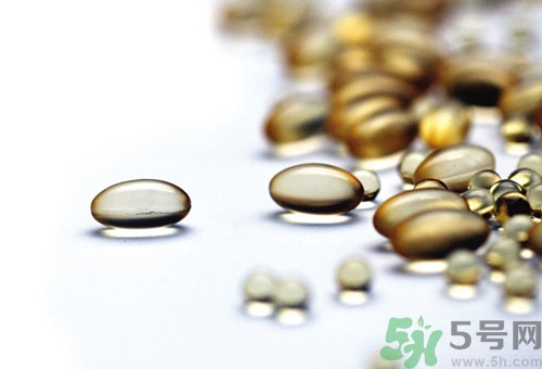 魚油含激素嗎?魚油吃多了會怎樣 魚油含激素嗎?魚油吃多了會怎樣