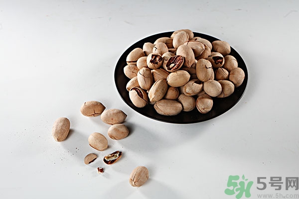 孕婦可以吃碧根果嗎?孕婦吃碧根果對胎兒有什么好處 孕婦可以吃碧根果嗎?孕婦吃碧根果對胎兒有什么好處