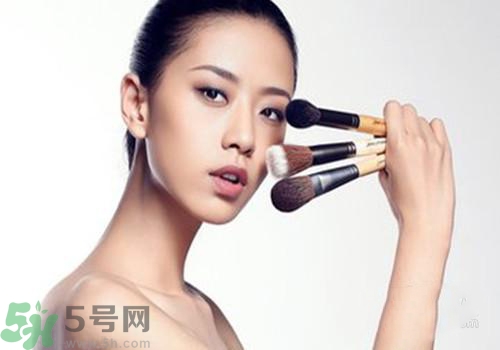 cc霜和bb霜能一起用嗎？cc霜和bb霜的使用順序