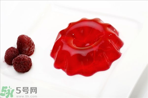 寶寶咳嗽能吃果凍嗎？寶寶多大可以吃果凍？