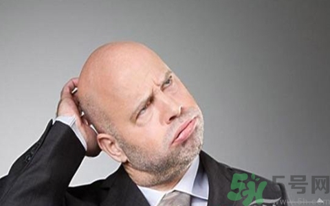 男人禿頂是什么原因？男人禿頂怎么辦？