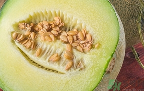 網(wǎng)紋瓜的營養(yǎng)價值 網(wǎng)紋瓜的功效與作用 網(wǎng)紋瓜的營養(yǎng)價值 網(wǎng)紋瓜的功效與作用