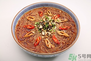 吃酸辣粉會長胖嗎?酸辣粉的熱量是多少 吃酸辣粉會長胖嗎?酸辣粉的熱量是多少