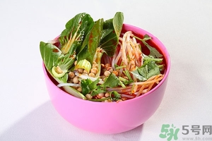 酸辣粉怎么做好吃?酸辣粉的做法配方 酸辣粉怎么做好吃?酸辣粉的做法配方