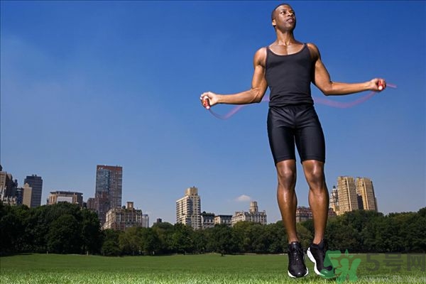 20歲跳繩還能長高嗎？青少年跳繩能長高嗎？