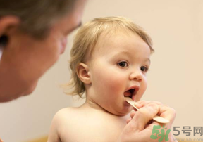 寶寶秋季腹瀉怎么辦？預防寶寶秋季腹瀉的小竅門