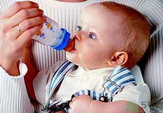 寶寶秋季腹瀉有哪些癥狀？寶寶秋季腹瀉的食譜推薦