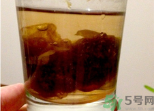 胖大海可以和菊花一起泡水喝嗎？胖大海和菊花一起泡水喝的功效