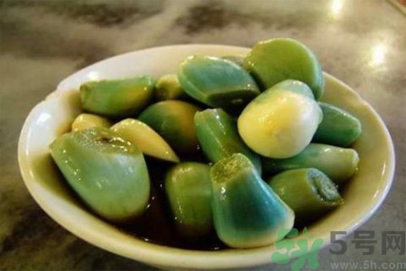  醋泡大蒜對健康有什么影響？醋泡大蒜的做法是什么？