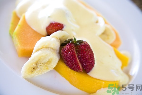 哈密瓜布丁怎么做?哈密瓜布丁的做法大全 哈密瓜布丁怎么做?哈密瓜布丁的做法大全