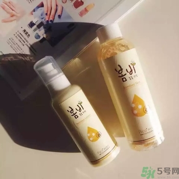 春雨水乳好用嗎？春雨蜂蜜水乳怎么樣？