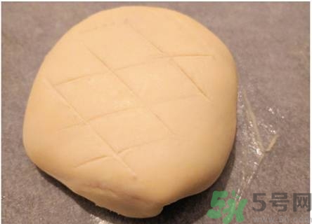 小龍蝦月餅怎么做?小龍蝦月餅的做法 小龍蝦月餅怎么做?小龍蝦月餅的做法