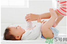 秋季如何預(yù)防寶寶生病？秋季寶寶護(hù)理小常識(shí)