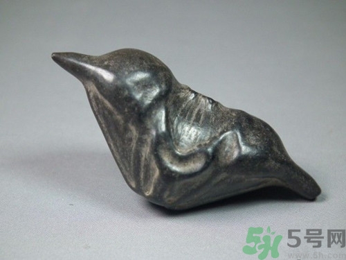 菱角能生吃嗎?菱角生吃好還是熟吃好 菱角能生吃嗎?菱角生吃好還是熟吃好