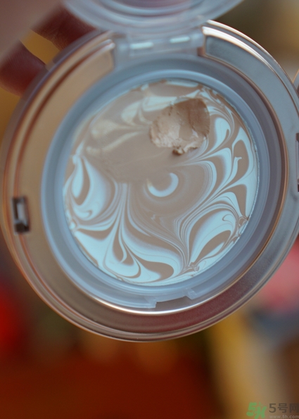 age20s粉底霜怎么樣？age20s粉底霜好用嗎？