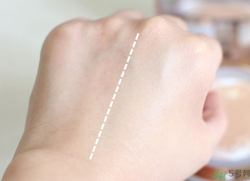 age20s粉底霜怎么樣？age20s粉底霜好用嗎？