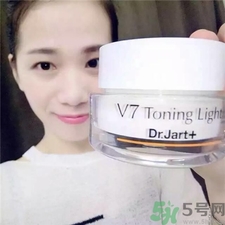 用素顏霜后需要卸妝嗎?素顏霜要卸妝嗎? 用素顏霜后需要卸妝嗎?素顏霜要卸妝嗎?