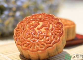 夢見吃月餅好不好？夢見吃月餅是什么意思？