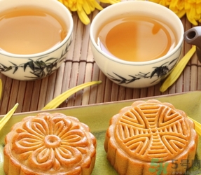 月餅一次吃多少比較好？月餅吃多了會怎樣？