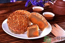 沒吃完的月餅可以過夜嗎?過夜的月餅?zāi)艹詥? alt=