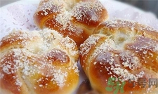 面包可以放在冰箱里保存嗎?面包放冰箱里會(huì)怎么樣? 面包可以放在冰箱里保存嗎?面包放冰箱里會(huì)怎么樣?