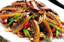 鰻魚是黃鱔嗎?鰻魚和鱔魚的區(qū)別 鰻魚是黃鱔嗎?鰻魚和鱔魚的區(qū)別