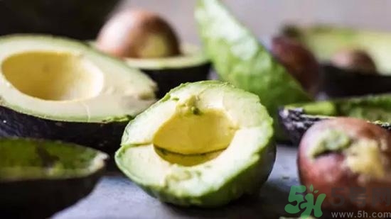 牛油果變黑了還能吃嗎?牛油果有黑點可以吃嗎? 牛油果變黑了還能吃嗎?牛油果有黑點可以吃嗎?