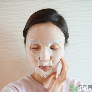 桃淑屋水光面膜和jayjun水光面膜哪個(gè)好？