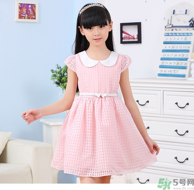 7歲男孩標準身高體重是多少？7歲女孩標準身高體重是多少？