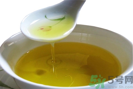 茶油的功效與作用 茶油的藥物功效 茶油的功效與作用 茶油的藥物功效