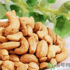 腰果能和牛奶一起吃嗎?腰果牛奶一起吃好嗎? 腰果能和牛奶一起吃嗎?腰果牛奶一起吃好嗎?