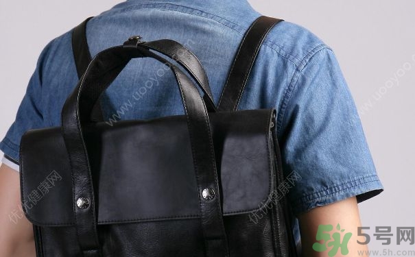 15歲的人駝背怎么辦？15歲駝背能糾正嗎？