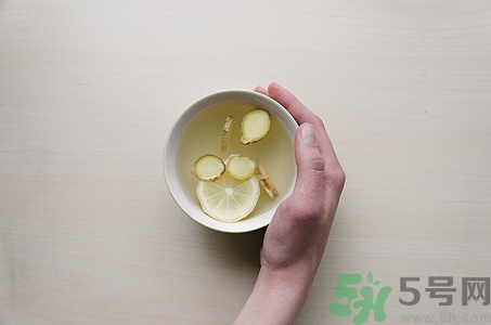 烏龍茶和檸檬能一起泡嗎?烏龍茶和檸檬一起泡會怎么樣 烏龍茶和檸檬能一起泡嗎?烏龍茶和檸檬一起泡會怎么樣