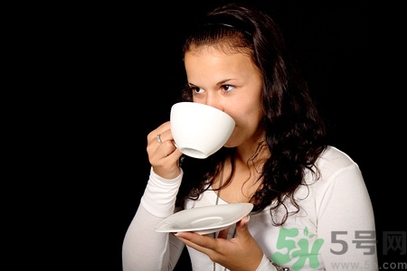 烏龍茶會(huì)影響睡眠嗎?喝烏龍茶會(huì)睡不著嗎 烏龍茶會(huì)影響睡眠嗎?喝烏龍茶會(huì)睡不著嗎