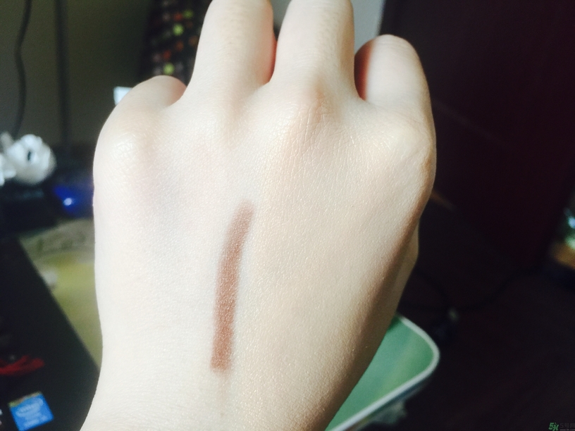 bobbi brown芭比波朗粉底液怎么樣? bobbi brown芭比波朗粉底液怎么樣?