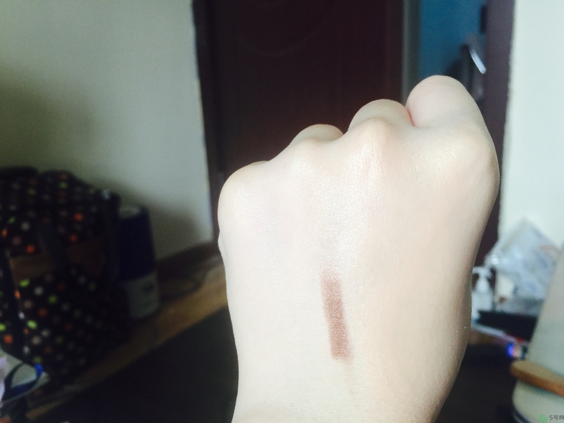 bobbi brown芭比波朗粉底液怎么樣? bobbi brown芭比波朗粉底液怎么樣?